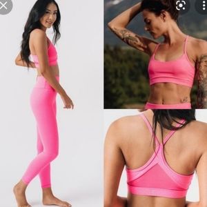 Zyia hot pink leopard strappy sports bra